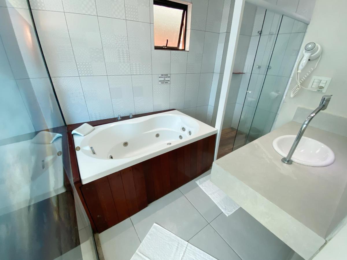 Suite com Banheira de Hidromassagem